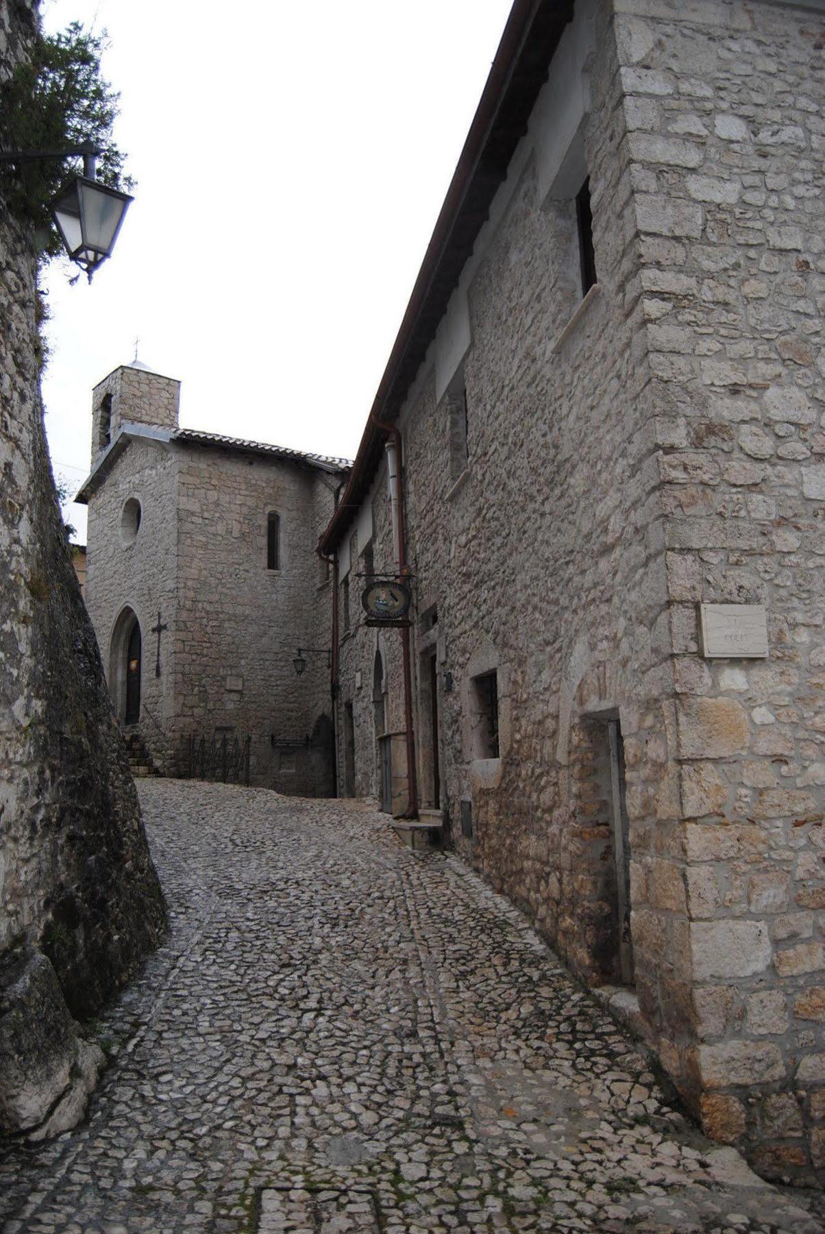 Locanda Il Falco Nero Fumone Экстерьер фото